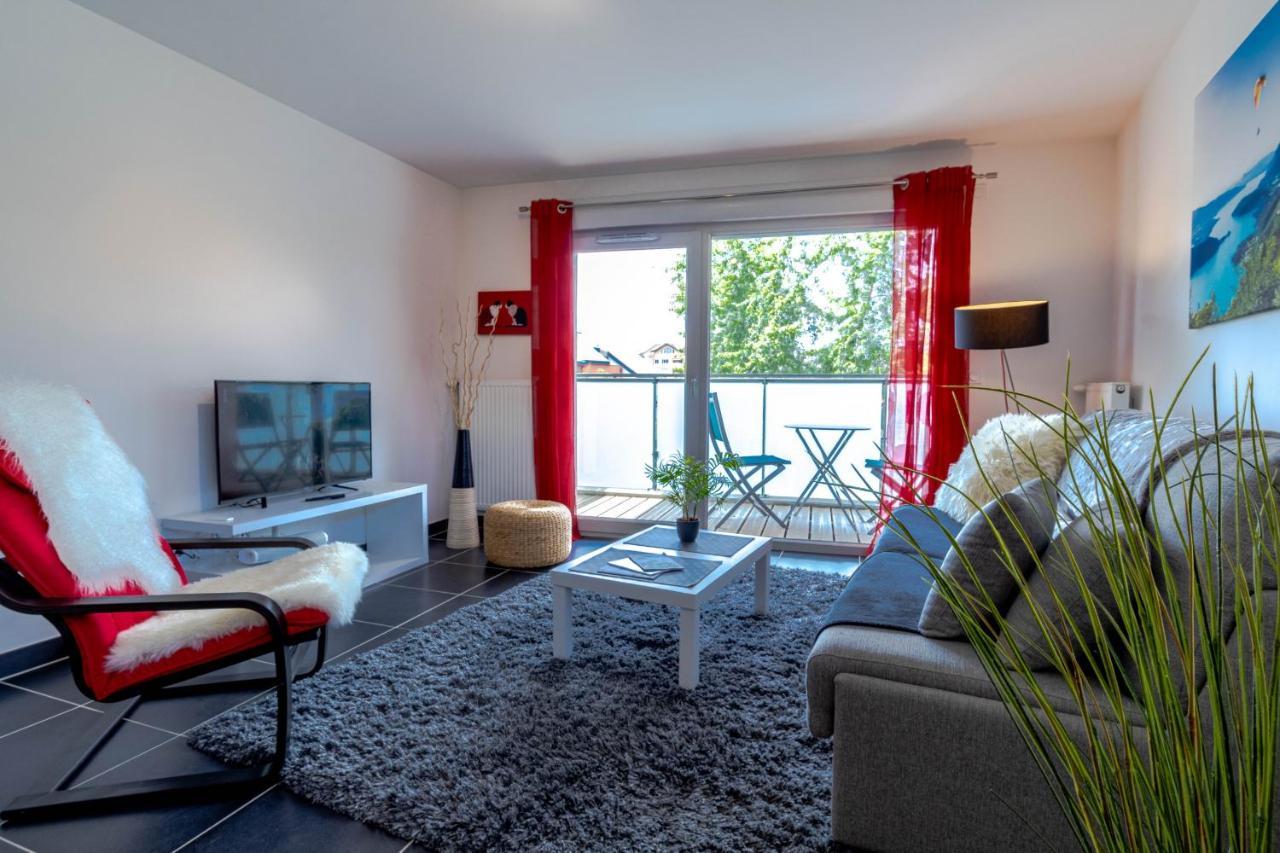 Le Coquelicot 3 Etoiles - Proche Vieille Ville, Calme & Confort Annecy Esterno foto